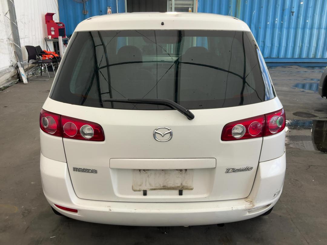 Photo '5' of Mazda Demio Photo '5' of Mazda Demio