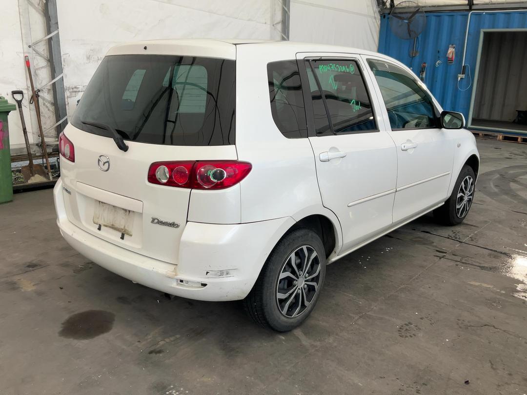 Photo '6' of Mazda Demio Photo '6' of Mazda Demio