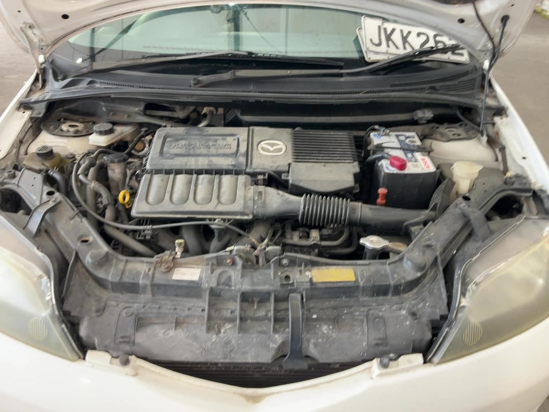 Photo '15' of Mazda Demio Photo '15' of Mazda Demio