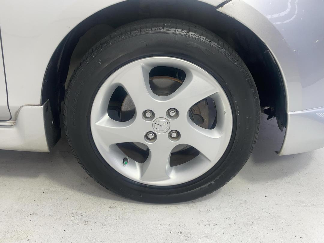 Photo '7' of Mazda Demio Photo '7' of Mazda Demio