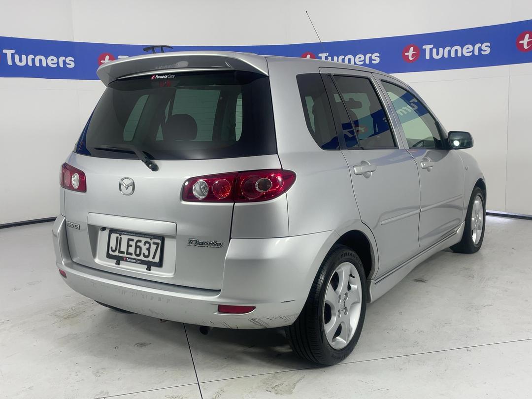 Photo '6' of Mazda Demio Photo '6' of Mazda Demio