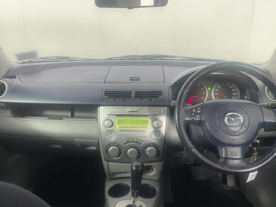 Photo '15' of Mazda Demio Photo '15' of Mazda Demio