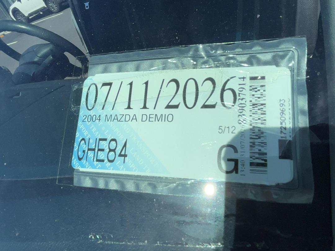 Photo '22' of Mazda Demio Photo '22' of Mazda Demio