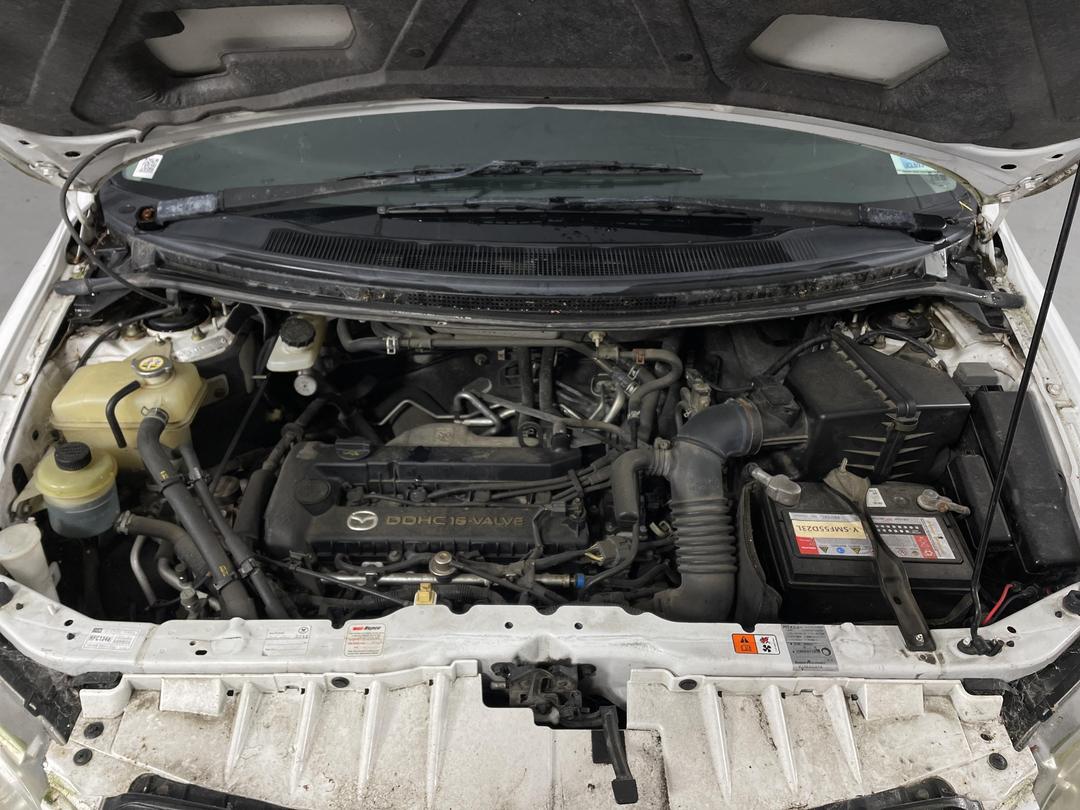 Photo '6' of Mazda MPV 23S