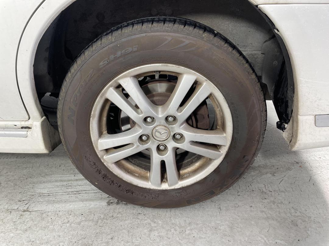 Photo '12' of Mazda MPV 23S