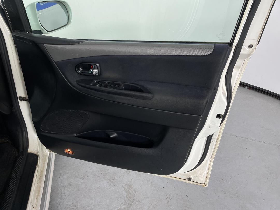 Photo '14' of Mazda MPV 23S