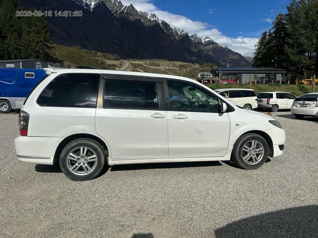 Photo '7' of Mazda MPV 2300 Photo '7' of Mazda MPV 2300