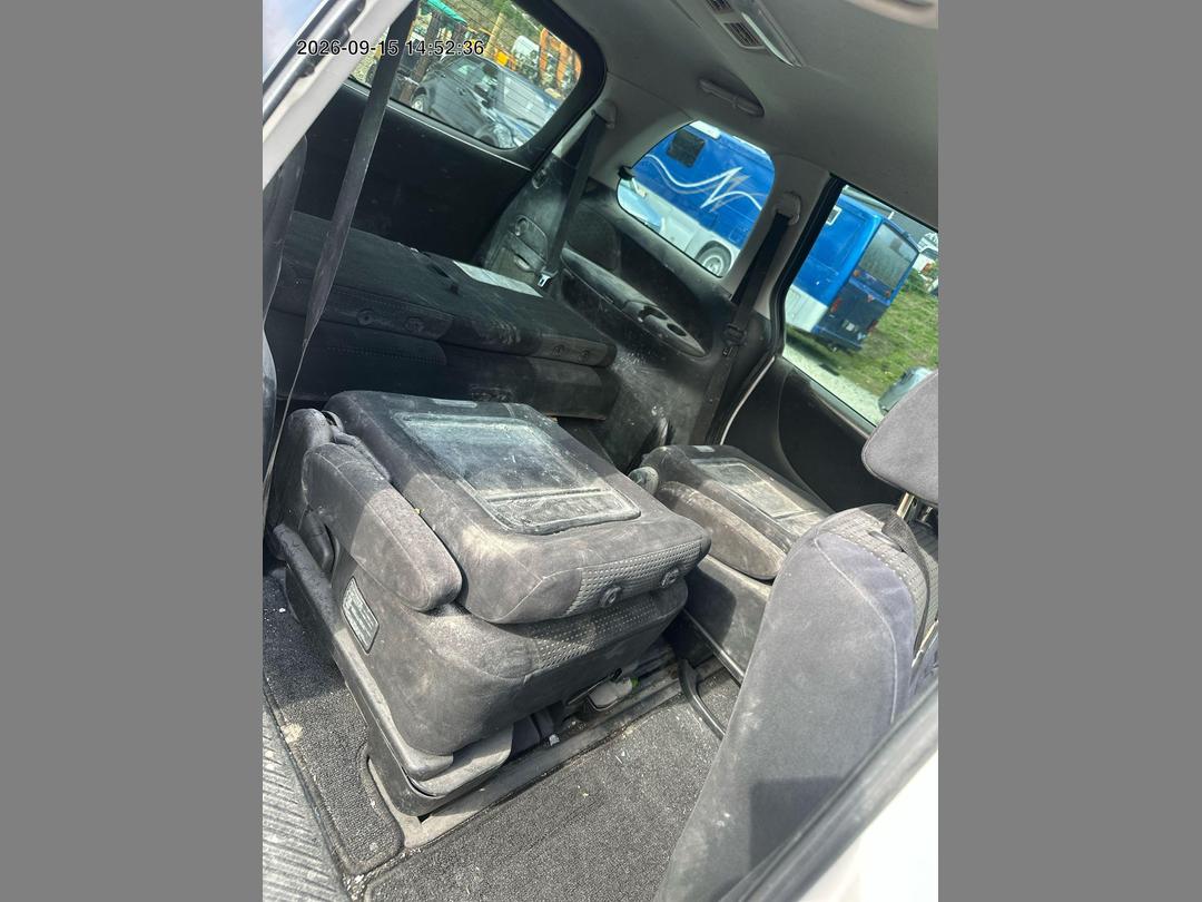 Photo '11' of Mazda MPV 2300 Photo '11' of Mazda MPV 2300