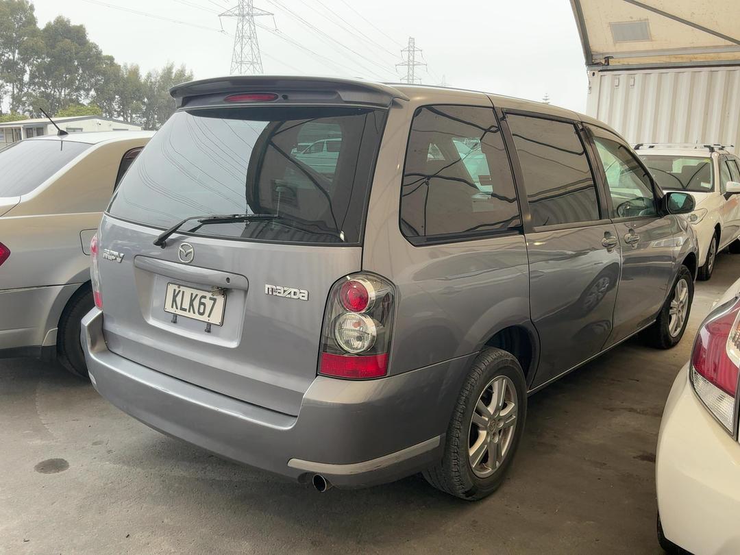 Photo '6' of Mazda MPV 2300