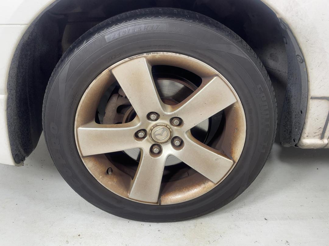 Photo '10' of Mazda MPV