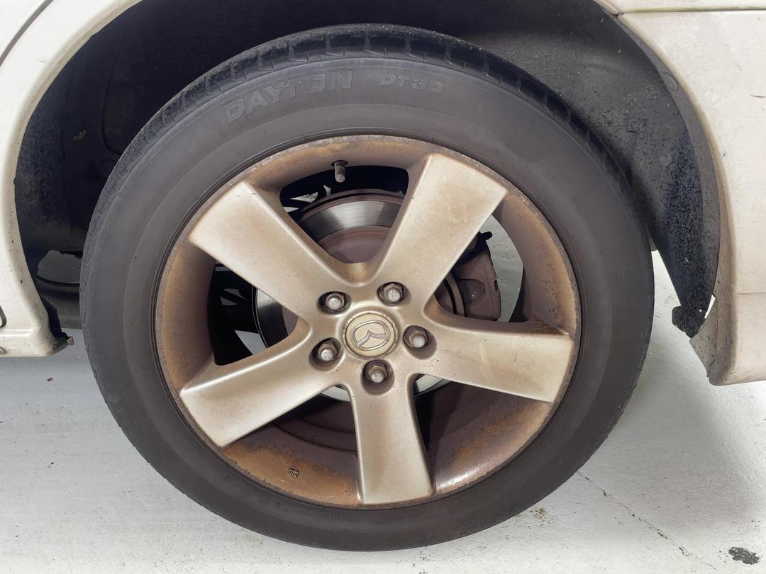 Photo '11' of Mazda MPV