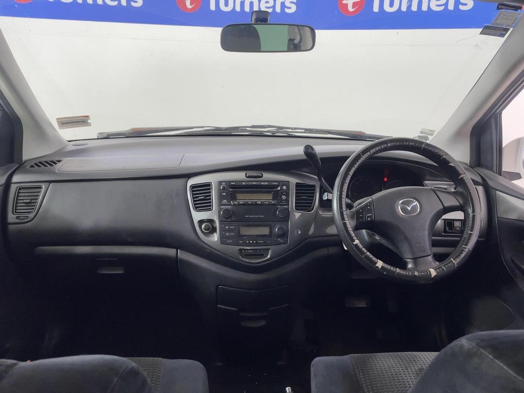 Photo '17' of Mazda MPV