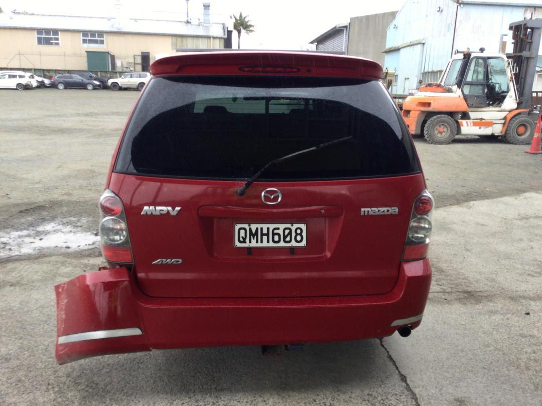 Photo '6' of Mazda MPV 2300 Photo '6' of Mazda MPV 2300