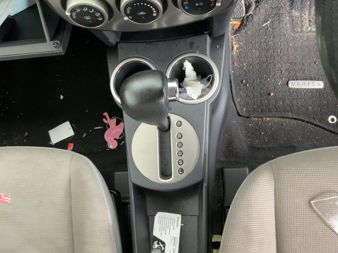 Photo '10' of Mazda Verisa