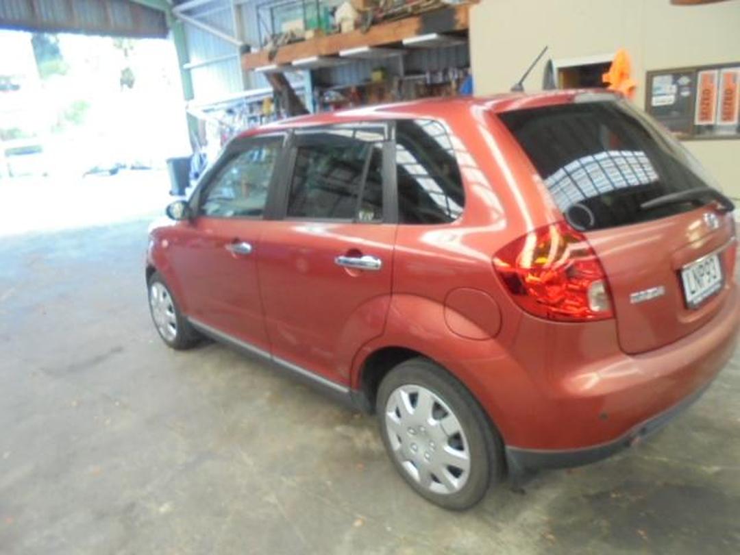 Photo '4' of Mazda Verisa