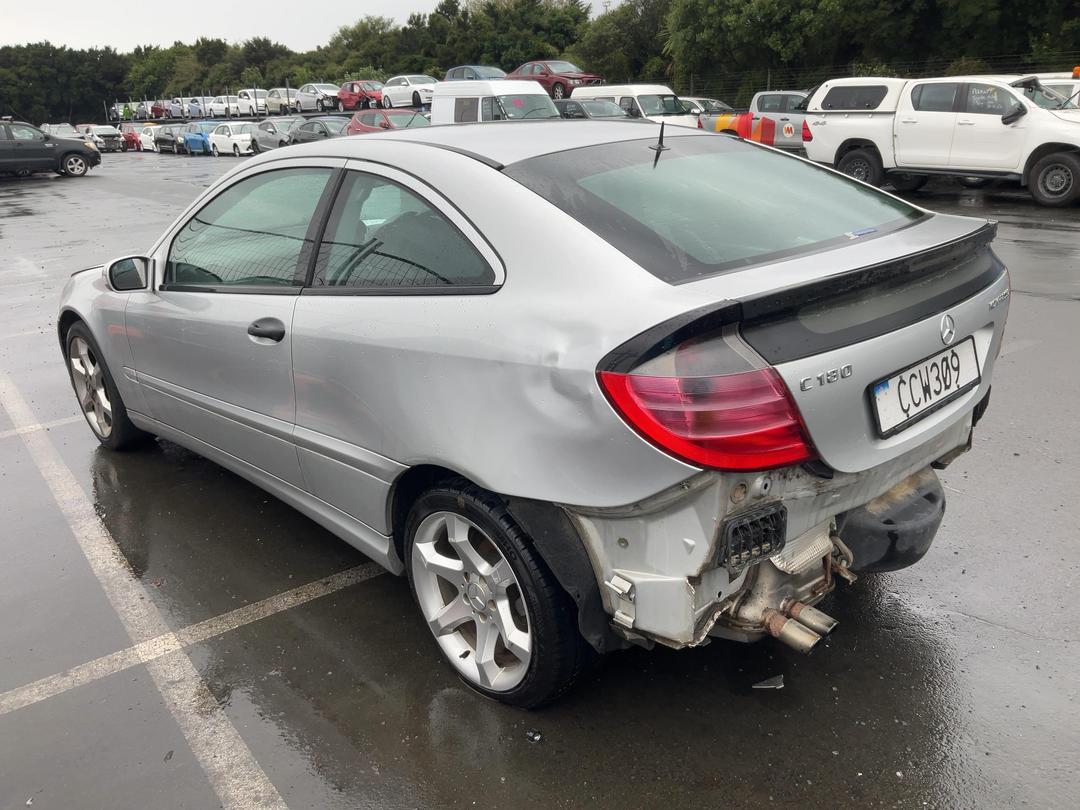Photo '3' of Mercedes-Benz C-Class Coupe