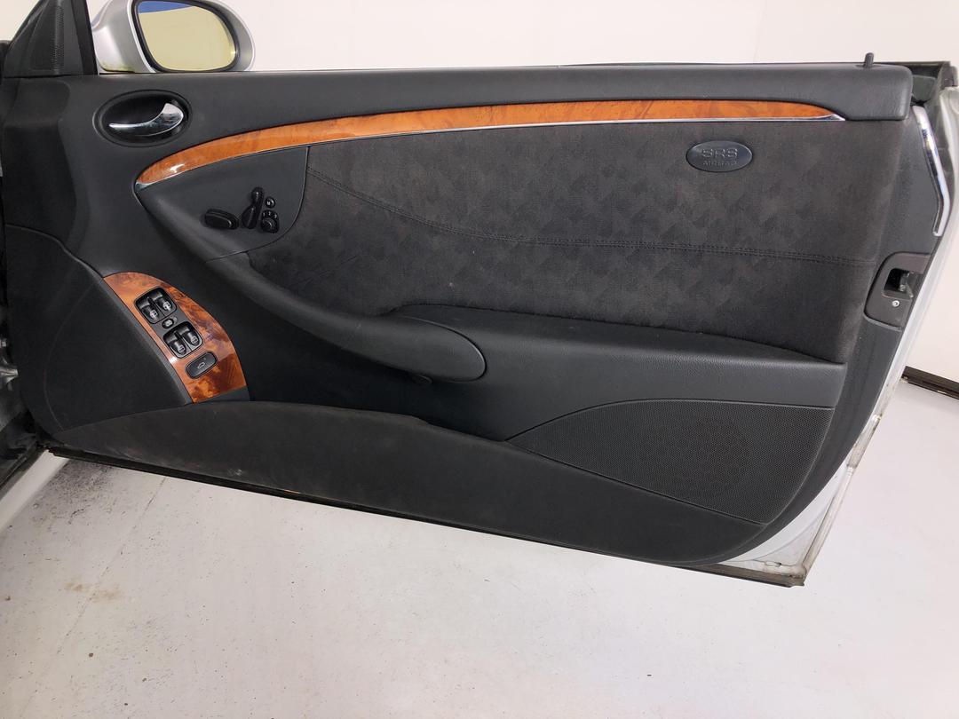 Photo '13' of Mercedes-Benz CLK240