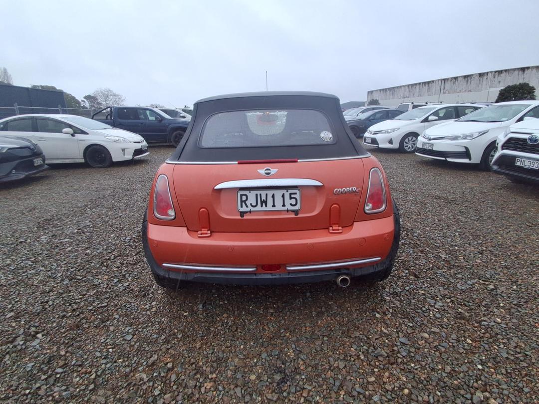Photo '5' of Mini Hatch Cooper Convertible Photo '5' of Mini Hatch Cooper Convertible