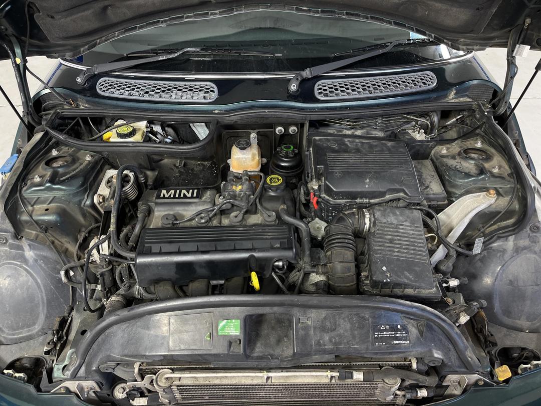 Photo '11' of Mini ONE