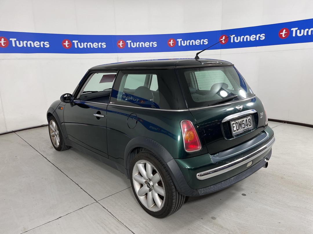 Photo '4' of Mini ONE