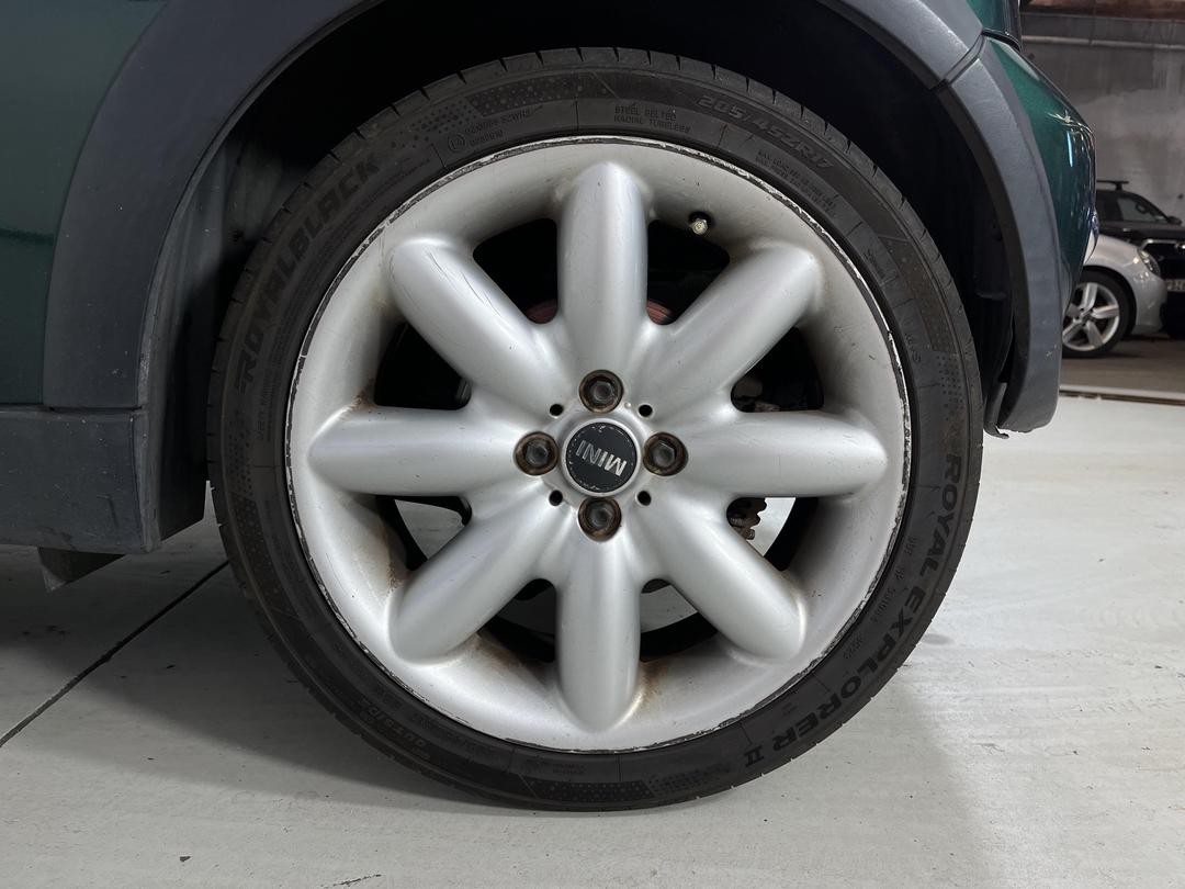 Photo '9' of Mini ONE