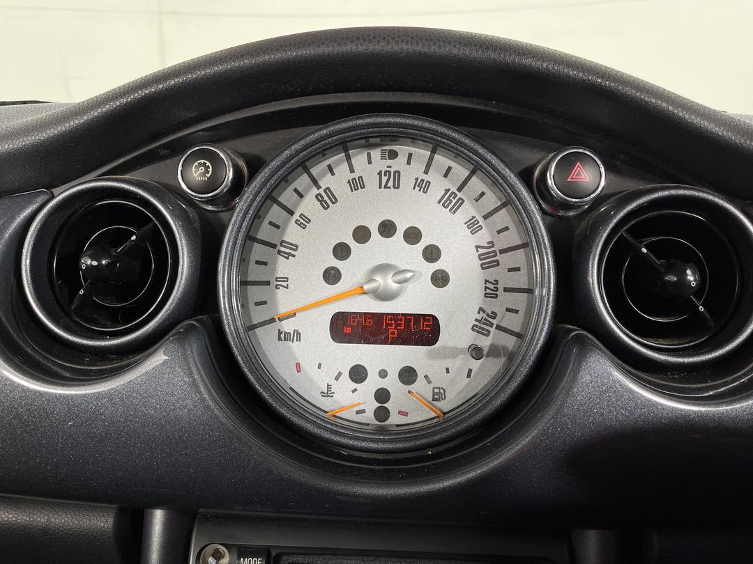 Photo '18' of Mini ONE