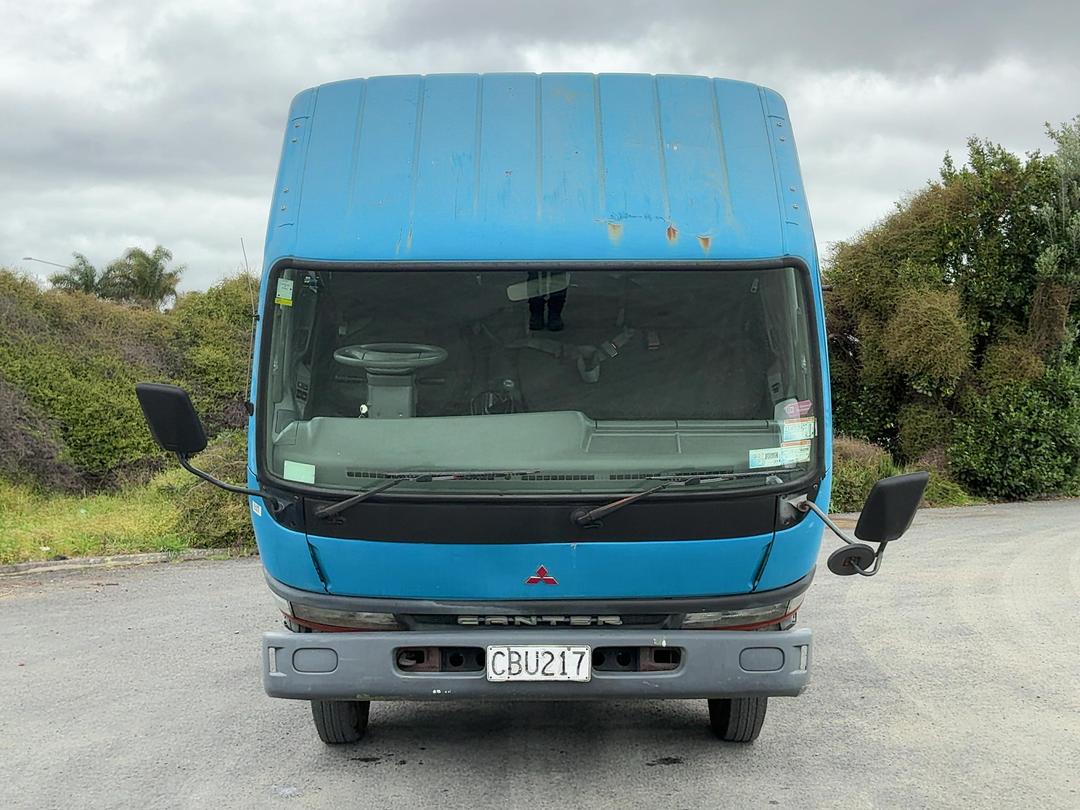 Photo '27' of Mitsubishi Canter FE112C4 Flat Deck