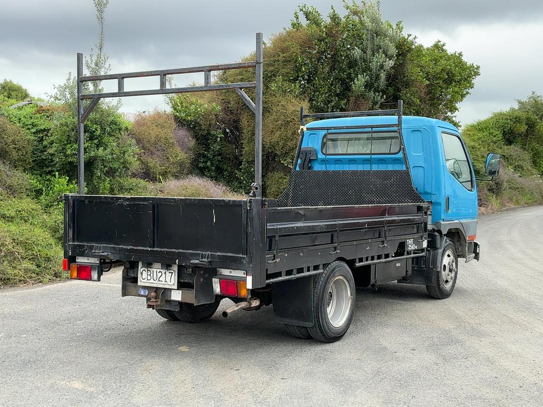 Photo '4' of Mitsubishi Canter FE112C4 Flat Deck