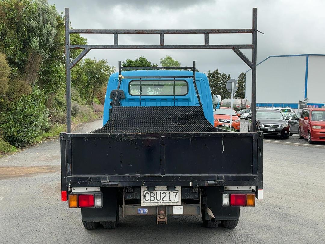 Photo '5' of Mitsubishi Canter FE112C4 Flat Deck
