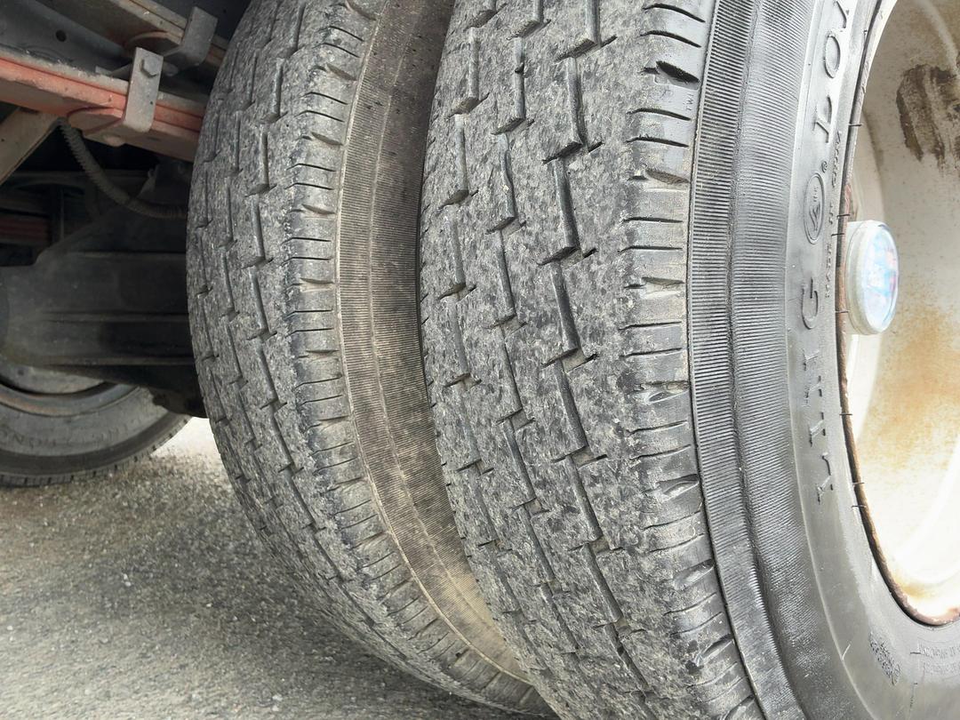Photo '41' of Mitsubishi Canter FE112C4 Flat Deck