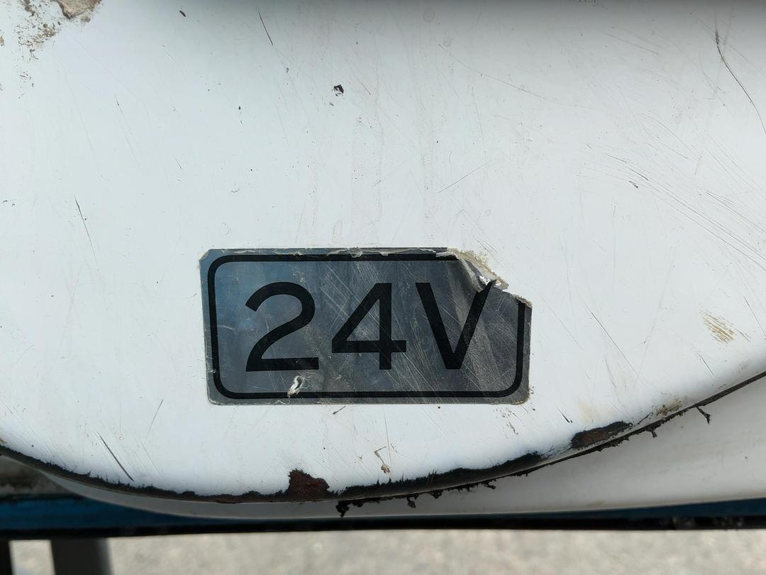 Photo '34' of Mitsubishi Canter FE112C4 Flat Deck