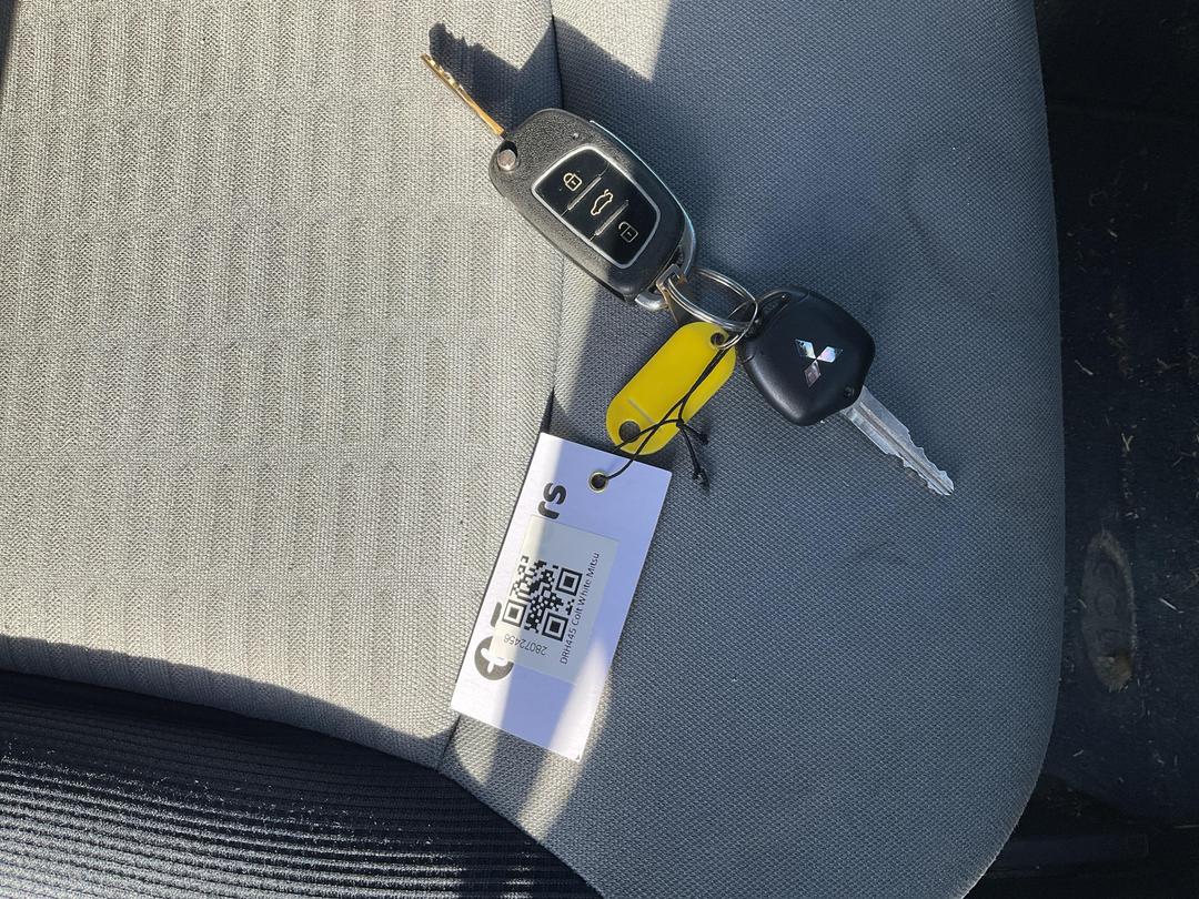 Photo '7' of Mitsubishi Colt