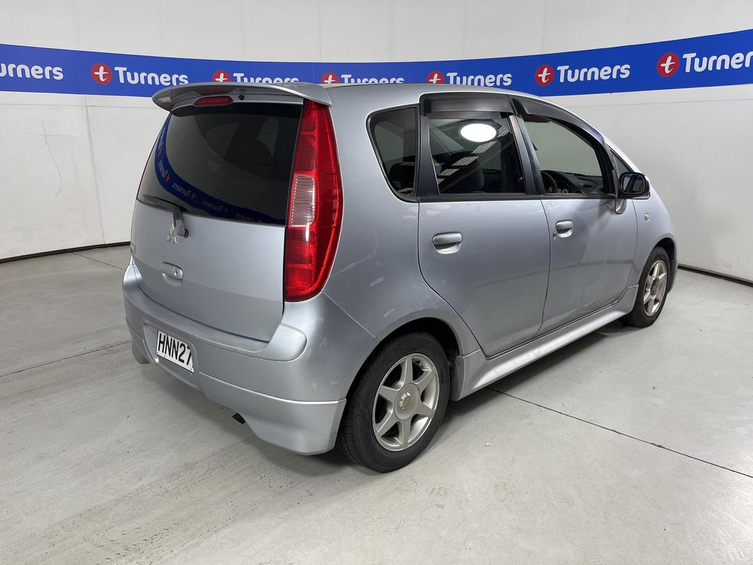 Photo '6' of Mitsubishi Colt