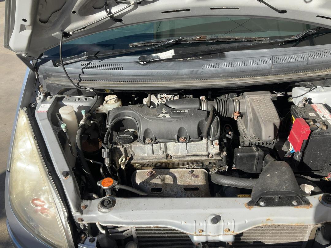 Photo '20' of Mitsubishi Colt Photo '20' of Mitsubishi Colt