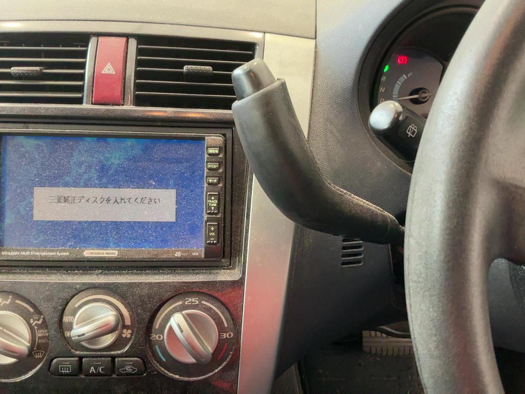 Photo '18' of Mitsubishi Colt Photo '18' of Mitsubishi Colt