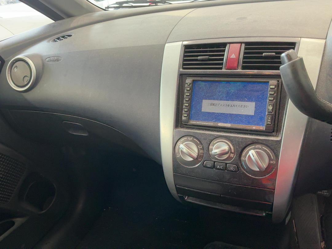 Photo '19' of Mitsubishi Colt Photo '19' of Mitsubishi Colt