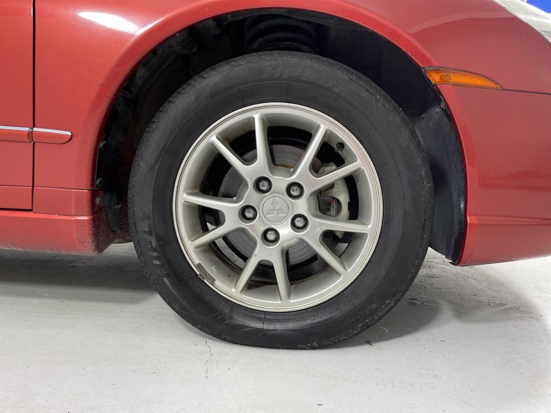 Photo '9' of Mitsubishi Diamante