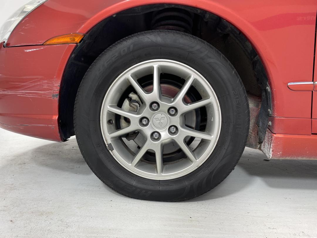 Photo '10' of Mitsubishi Diamante