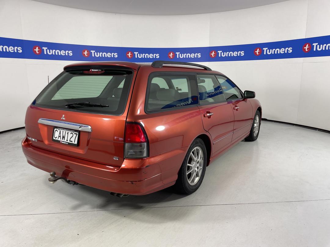 Photo '7' of Mitsubishi Diamante