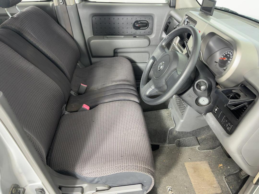 Photo '16' of Nissan Cube