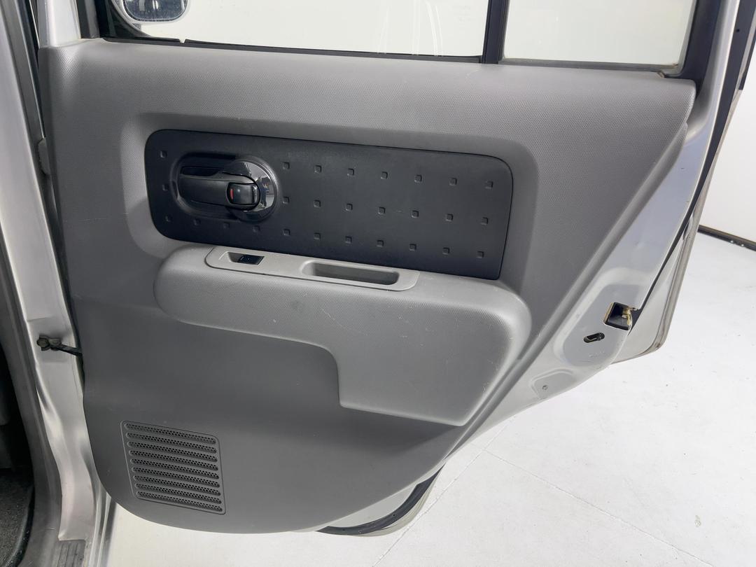 Photo '19' of Nissan Cube