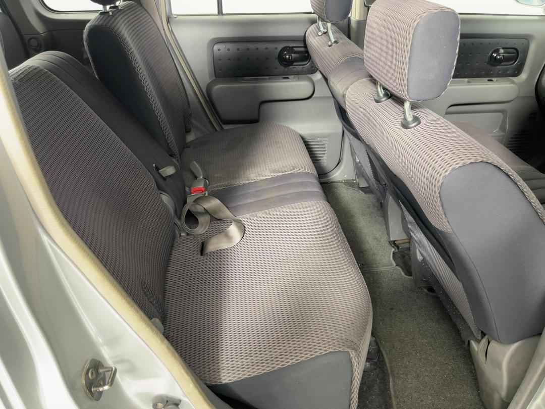 Photo '20' of Nissan Cube