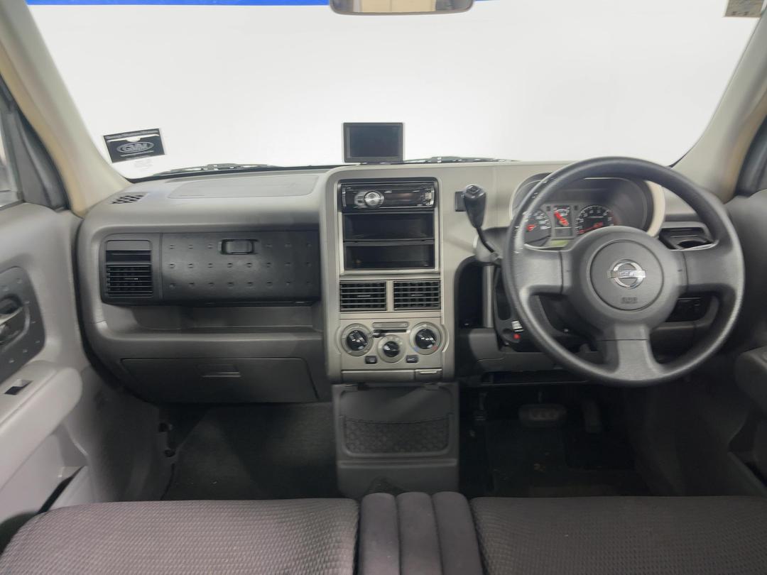 Photo '17' of Nissan Cube