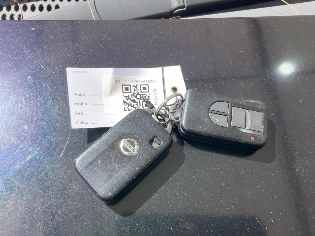 Photo '15' of Nissan Elgrand Photo '15' of Nissan Elgrand