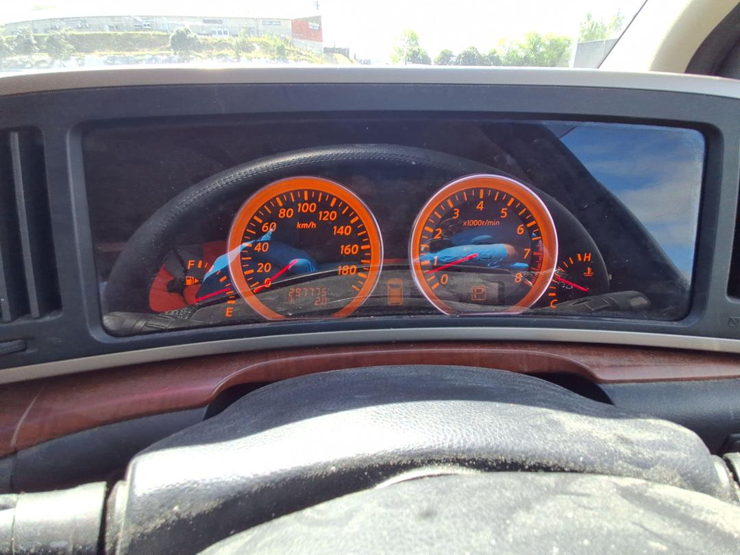 Photo '15' of Nissan Elgrand