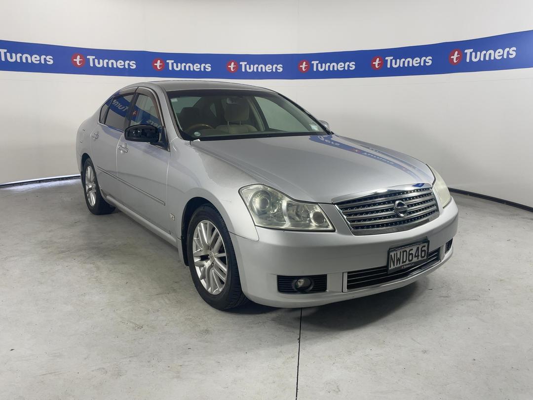 Photo '1' of Nissan Fuga