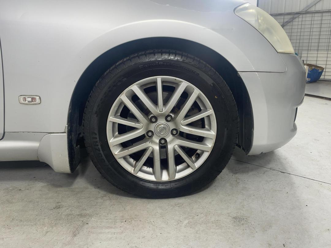 Photo '9' of Nissan Fuga
