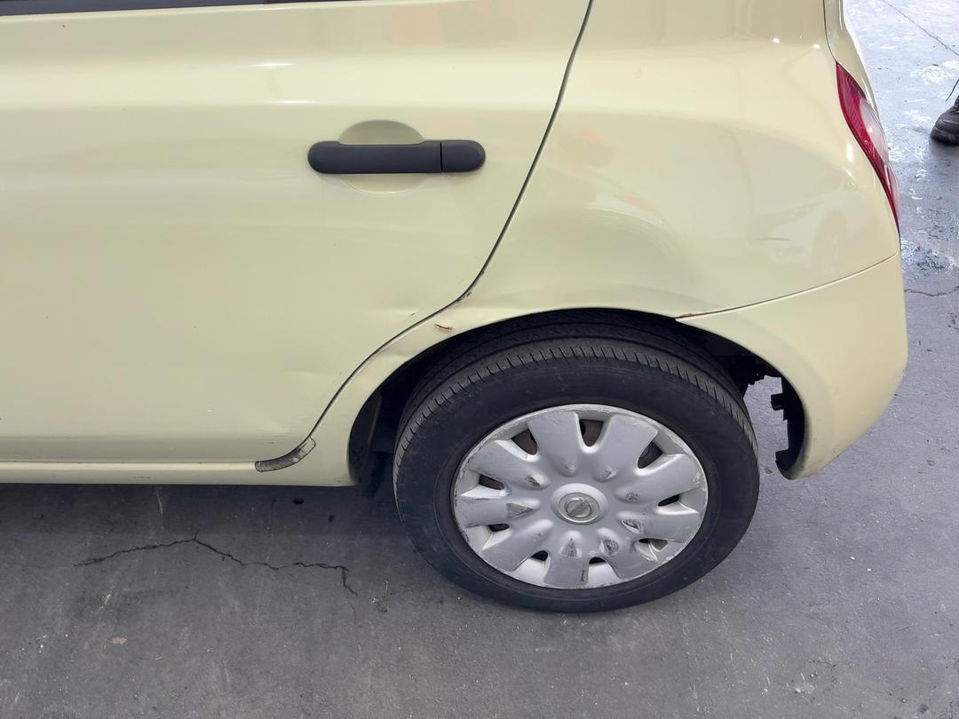Photo '11' of Nissan March Photo '11' of Nissan March
