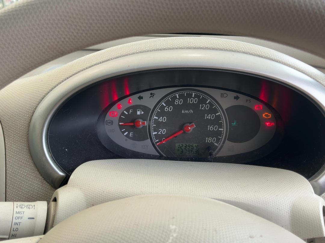 Photo '15' of Nissan March