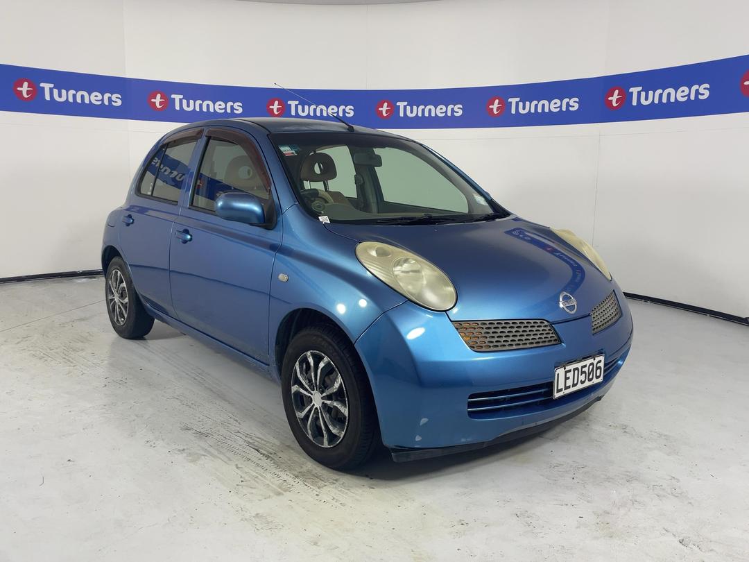 Photo '1' of Nissan March